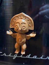 Maui magnet